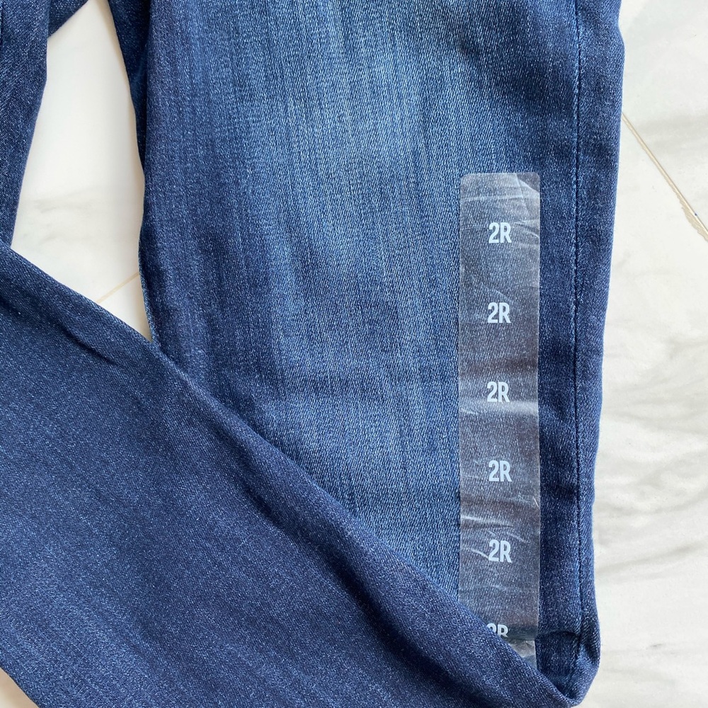 Express High Rise Jean, Size 2R, Stretch - Picture 6 of 8
